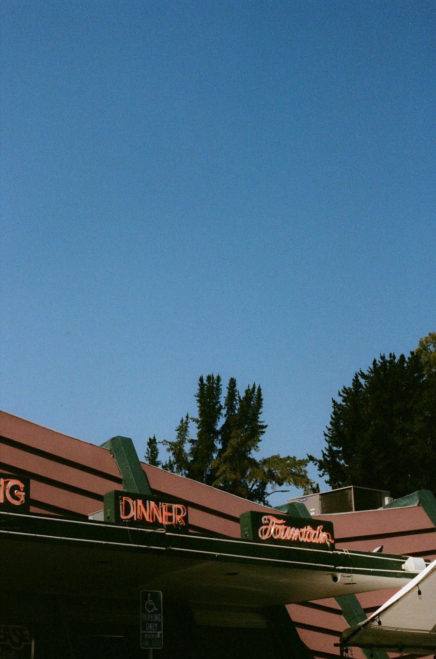 Mels Diner