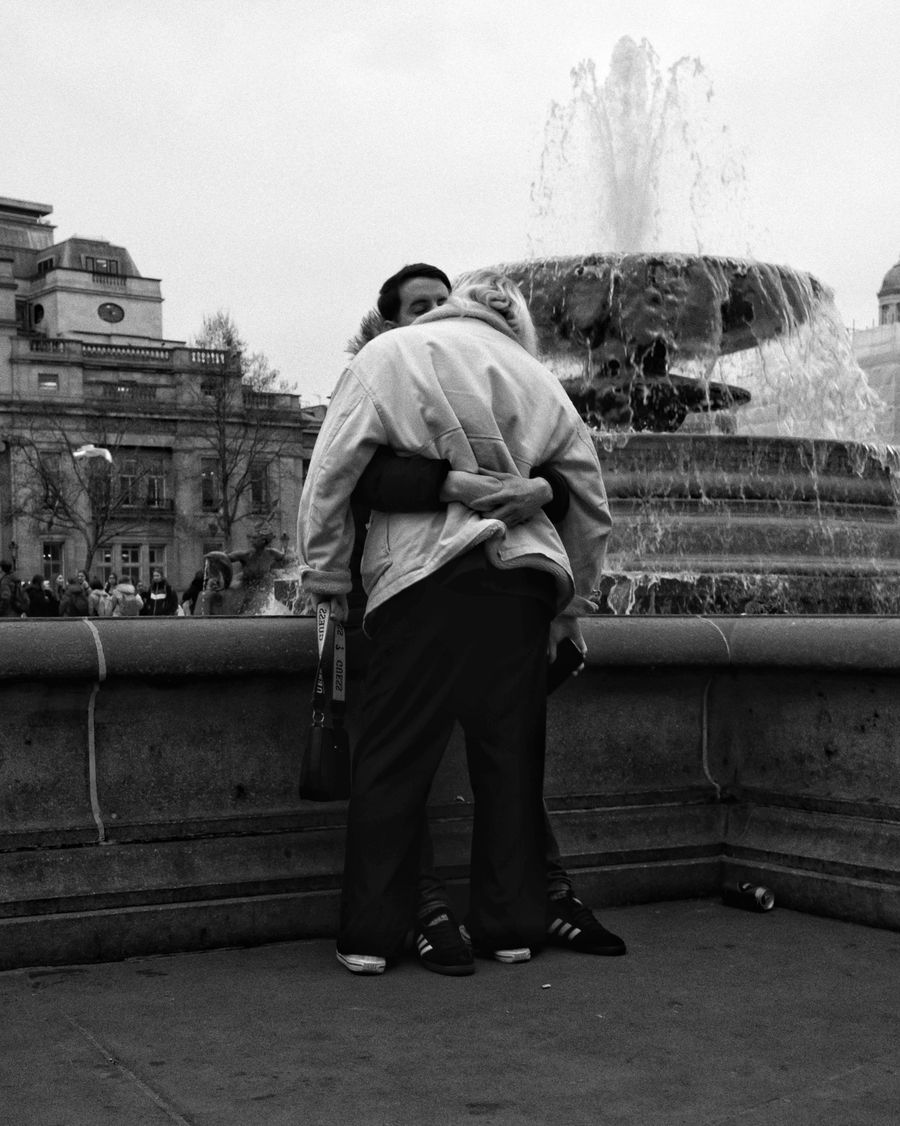 Trafalgar Square grapple