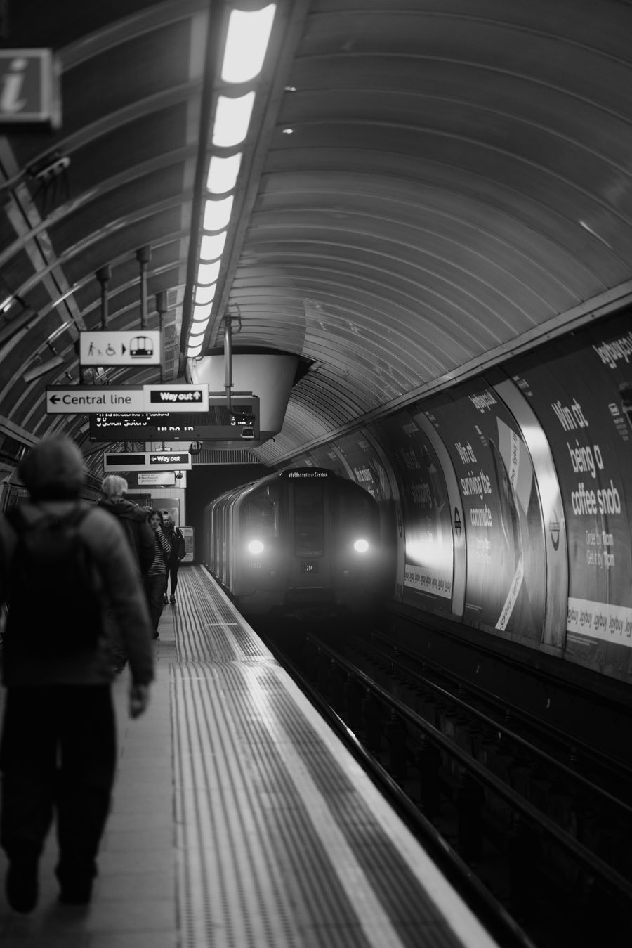 London Underground - B&W