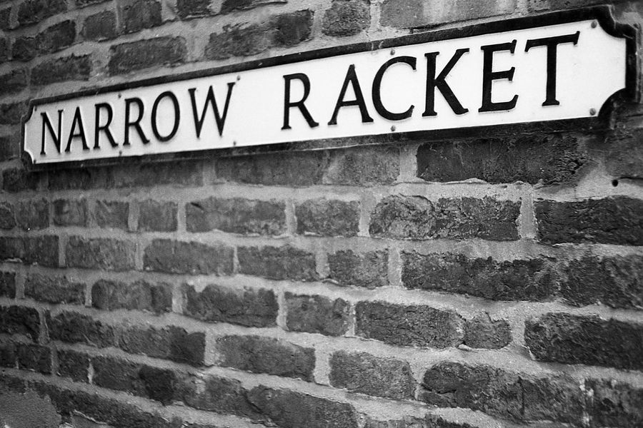 Narrow Racket