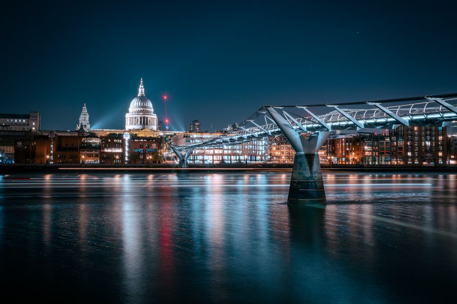 river thames