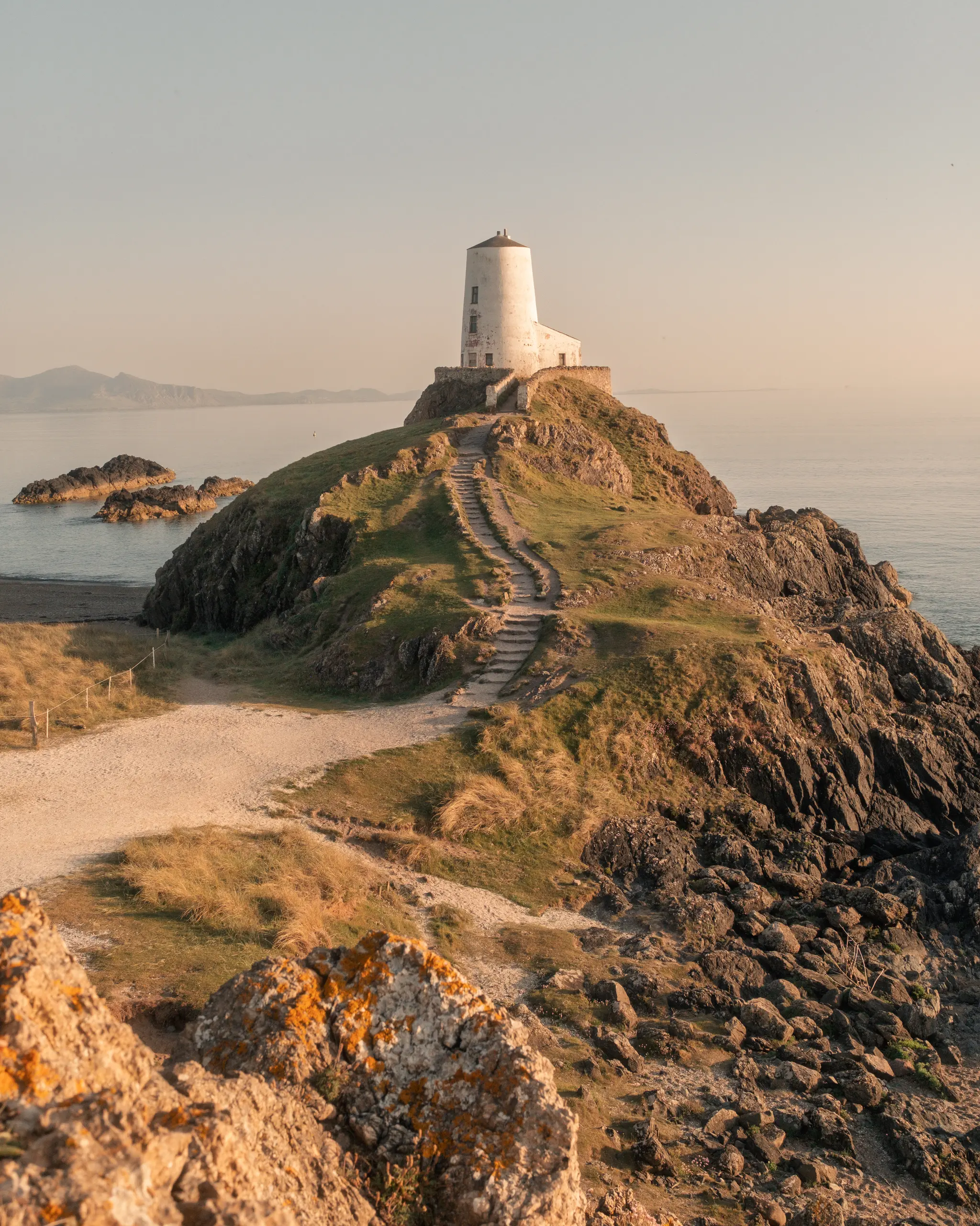 Llanddwyn Lighthouse