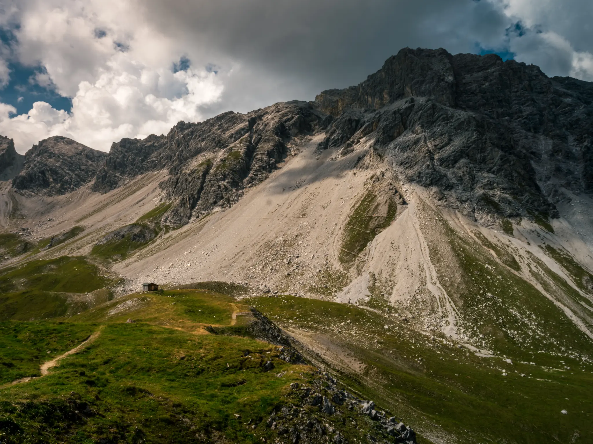 Clouds over Kapall